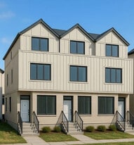 Mount Pleasant Parkside Townhomes in Calgary, AB - Building Photo