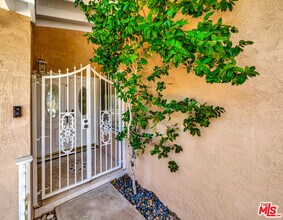 18716 Nau Ave in Los Angeles, CA - Building Photo - Building Photo