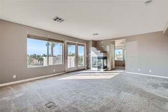 6464 N Gentle Falls Ln in North Las Vegas, NV - Building Photo - Building Photo