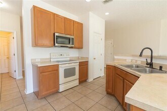 7720 Bear Claw Run in Orlando, FL - Building Photo - Building Photo