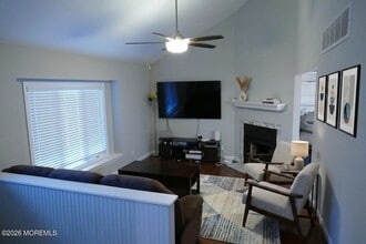 162 Linden Ave in Highlands, NJ - Building Photo - Building Photo