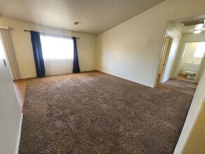 74698 Serrano Dr in Twentynine Palms, CA - Building Photo - Building Photo