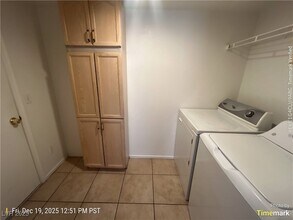 8461 Blazing Sun Ave in Las Vegas, NV - Building Photo - Building Photo