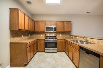22626 Spring Crossing Dr in Spring, TX - Building Photo - Building Photo