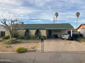 4214 W Lewis Ave in Phoenix, AZ - Building Photo