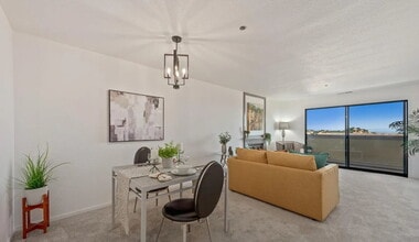270 Channing Way in San Rafael, CA - Building Photo - Building Photo