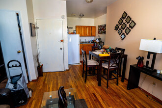 556 Wilson Ave in Brooklyn, NY - Building Photo - Building Photo