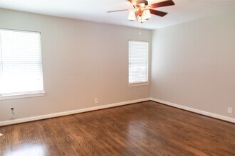 8527 Greenbush St in Houston, TX - Building Photo - Building Photo