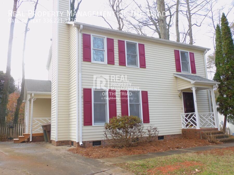 104 Arcaro Dr in Greensboro, NC - Building Photo