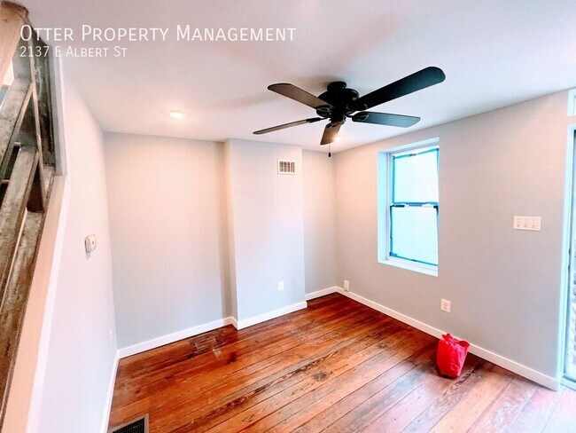 2137 E Albert St in Philadelphia, PA - Building Photo - Building Photo
