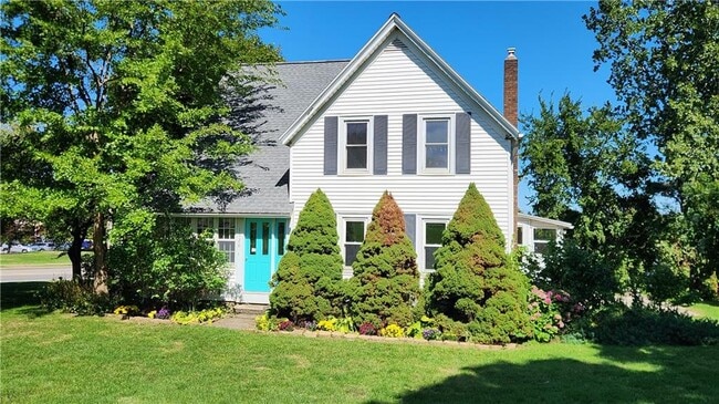 1128 Ridge Rd in Webster, NY - Building Photo - Building Photo