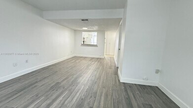3836 NW 90th Ave in Sunrise, FL - Building Photo - Building Photo