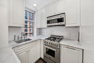 465 W 23rd St in New York, NY - Building Photo - Building Photo