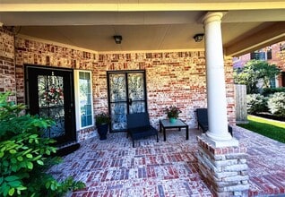 66 Fulshear Ct in The Woodlands, TX - Building Photo - Building Photo