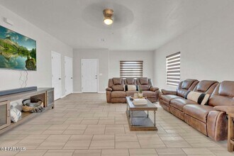 12017 Cotton Cloud Wy in Socorro, TX - Building Photo - Building Photo