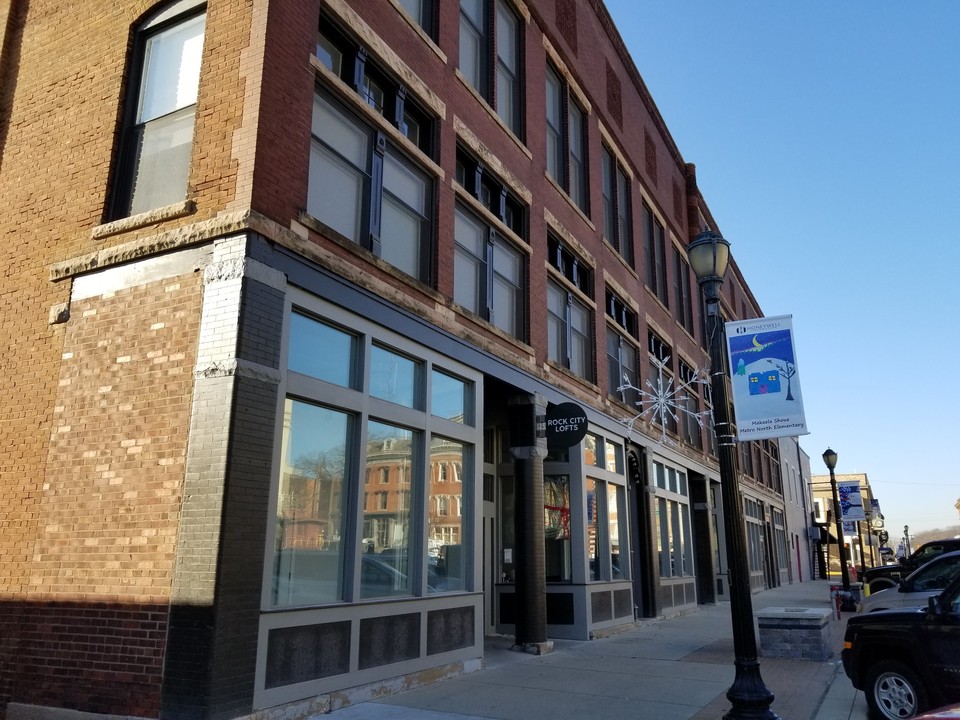 Rock City Lofts in Wabash, IN - Foto de edificio