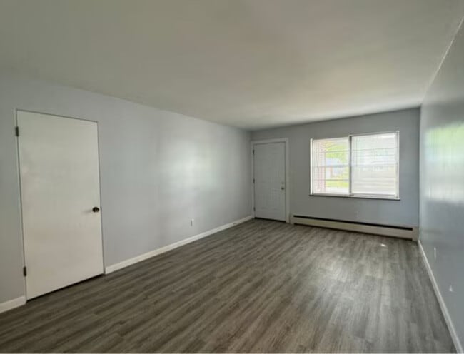 2301 W Lawrence Ave in Springfield, IL - Building Photo - Building Photo