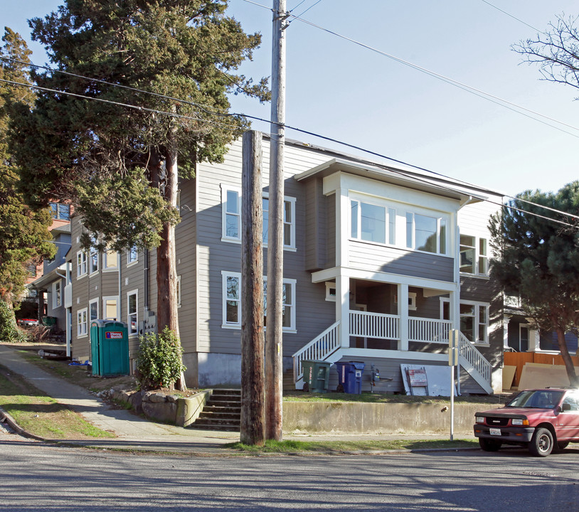 The Brons in Seattle, WA - Building Photo