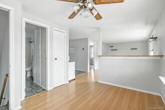 251 Liberty St in Deer Park, NY - Building Photo - Building Photo