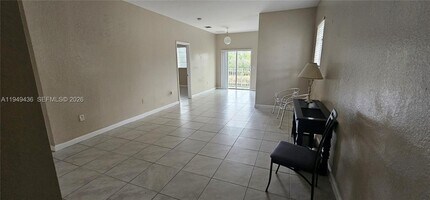 2711 NE 4th St in Homestead, FL - Building Photo - Building Photo