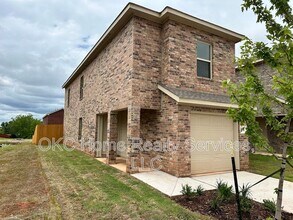 3313 NW 148th St in Oklahoma City, OK - Building Photo - Building Photo
