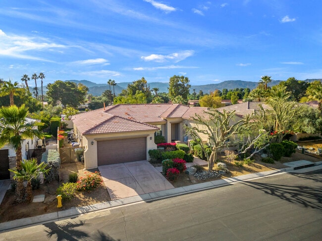property at 113 Azzuro Dr