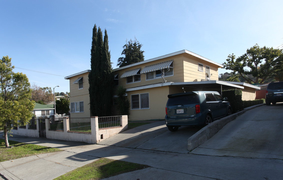 5622 Monterey Rd in Los Angeles, CA - Building Photo