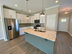 201 Sonoma Dr in Pooler, GA - Building Photo - Building Photo