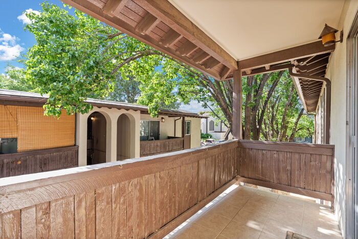 1601 Pennsylvania St NE in Albuquerque, NM - Building Photo