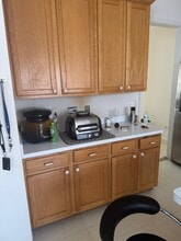 22679 Simonet Blanc Ter in Ashburn, VA - Foto de edificio - Building Photo