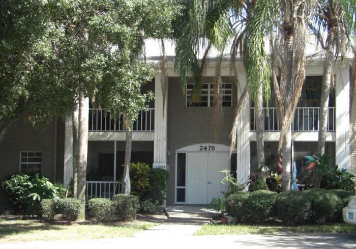 Williamsberg Manor in Clearwater, FL - Foto de edificio