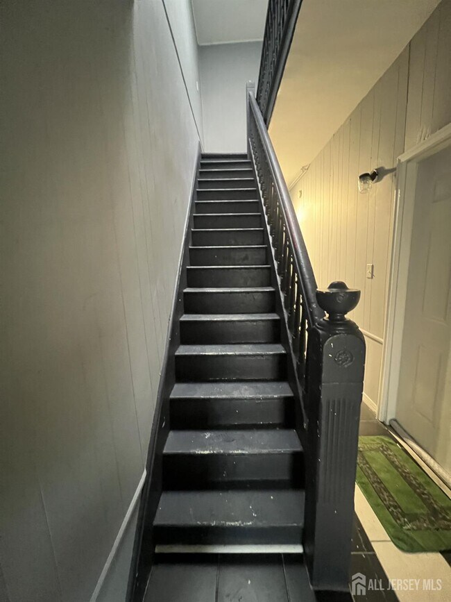 387 Market St in Perth Amboy, NJ - Building Photo - Building Photo