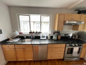 17 Milton St, Unit 2 in Cambridge, MA - Building Photo - Building Photo