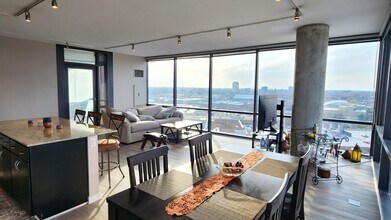860 W Blackhawk St in Chicago, IL - Building Photo - Building Photo
