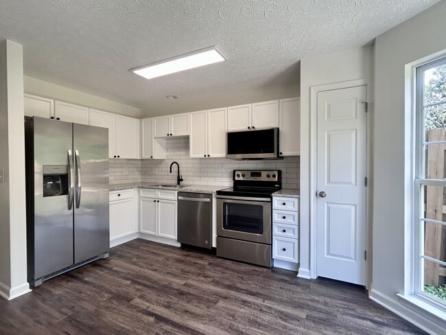 2480 Nashboro Blvd in Nashville, TN - Building Photo - Building Photo