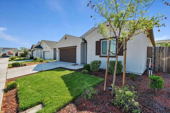 property at 830 Holdenhurst Ln