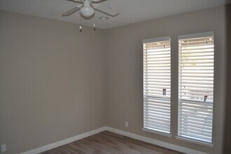 5472 Roundtree Pl in Concord, CA - Building Photo - Building Photo