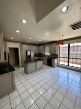 6308 N Bryant Ct in Warr Acres, OK - Building Photo - Building Photo