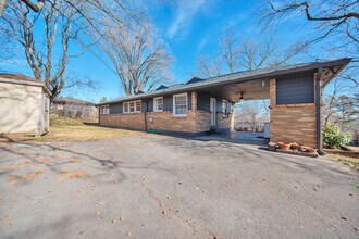 801 Potter Ln in Nashville, TN - Building Photo - Building Photo