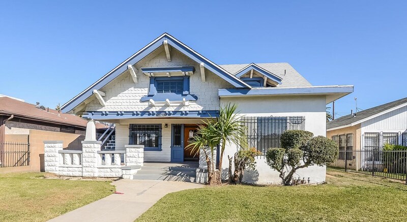 2926 Dalton Ave in Los Angeles, CA - Building Photo