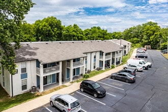 Kinley Flats in Columbia, TN - Building Photo - Building Photo