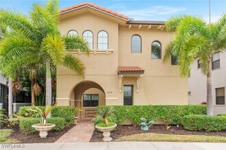 1300 Kendari Terrace in Naples, FL - Building Photo - Building Photo