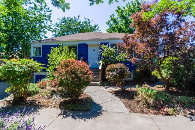 property at 8049 Wallingford Ave N