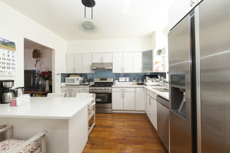 1727 E 14th St in Brooklyn, NY - Building Photo - Interior Photo