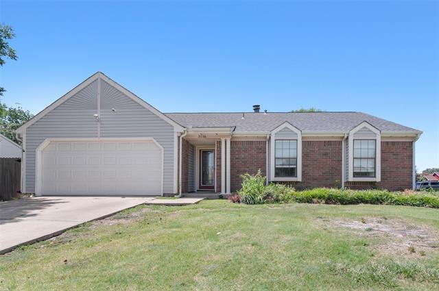 3516 Glenview Dr in Corinth, TX - Building Photo