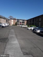 5500 Karen Elaine Dr-Unit -904 in New Carrollton, MD - Building Photo - Building Photo