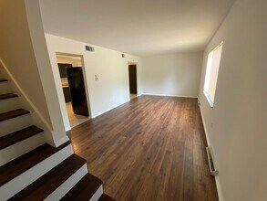 409-411-411 Brewer Dr in Columbia, MO - Building Photo - Building Photo