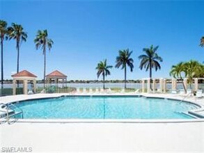 7750 Jewel Ln-Unit -103 in Naples, FL - Building Photo - Building Photo