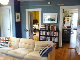 434 Franklin St, Unit 3 in Cambridge, MA - Building Photo