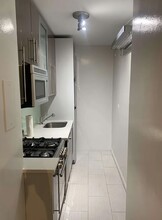 463E E 63rd St in New York, NY - Building Photo - Building Photo